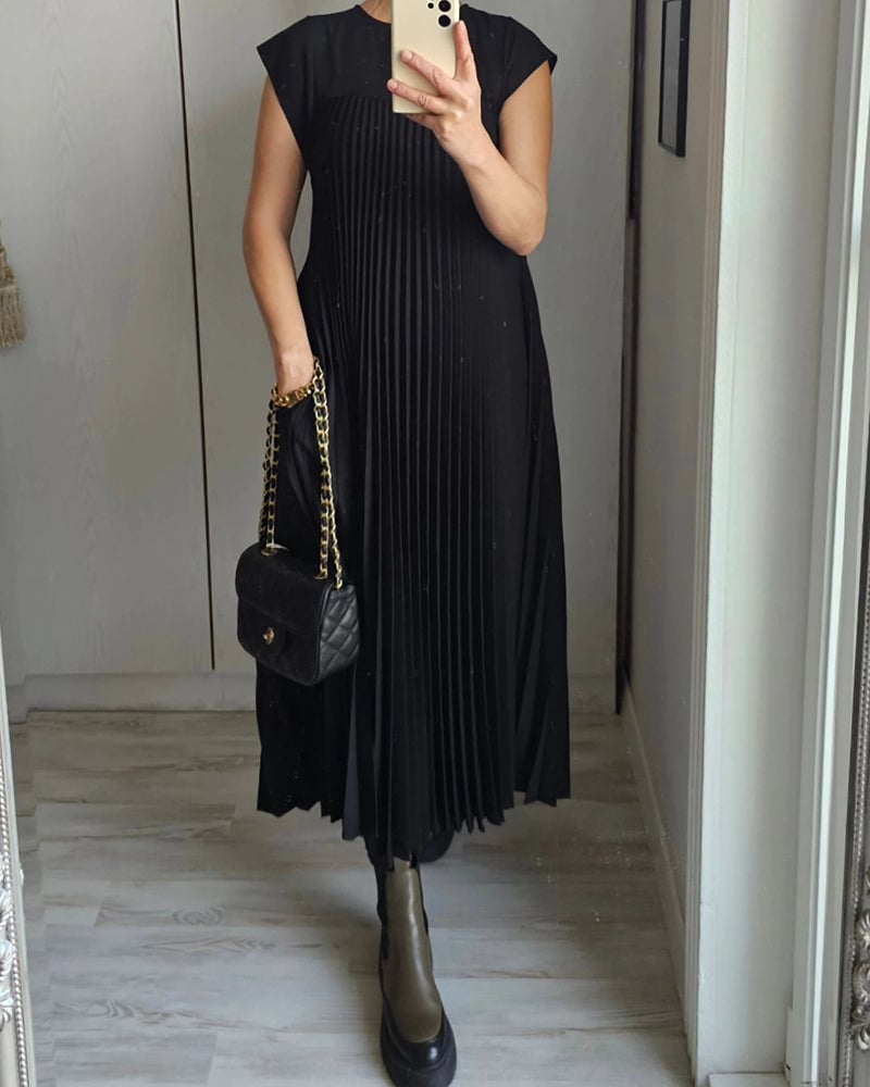 Lara Timeless and Comfortable Dress