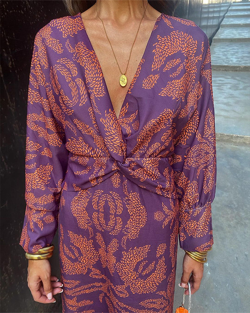 Sophia Vintage Printed V-Neck Long-sleeve Elegant Dress