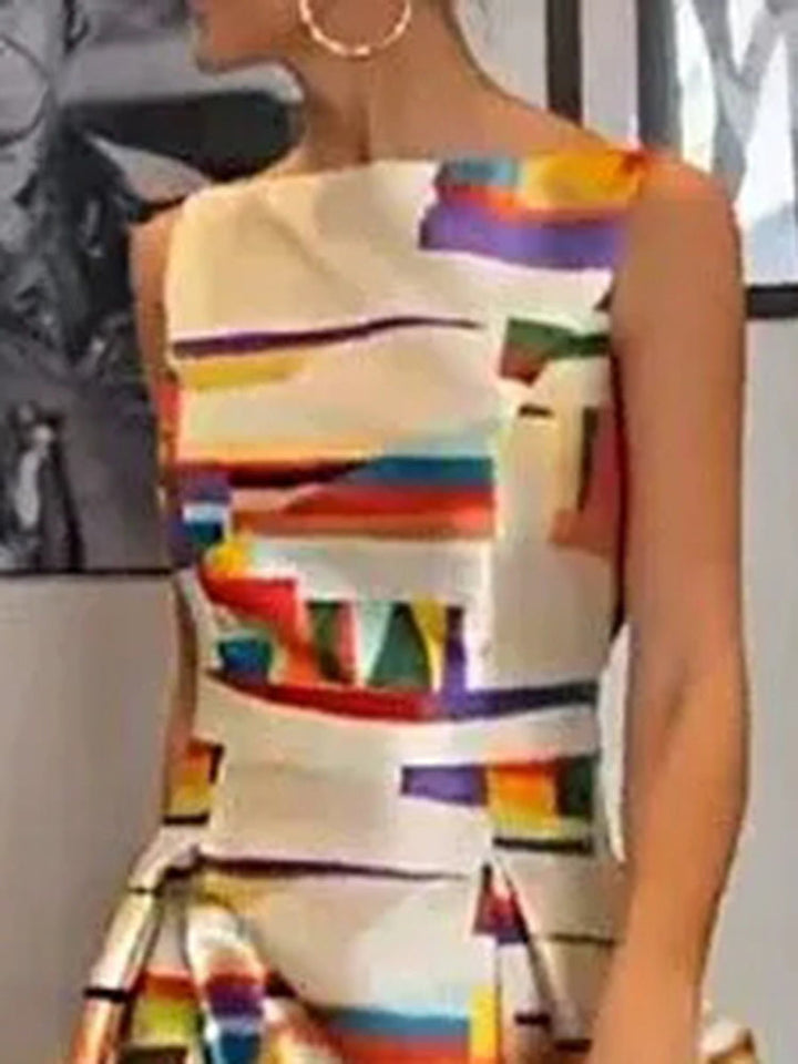 Isabeau Geometric Maxi Dress