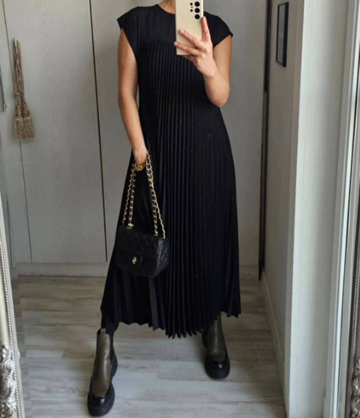 Lara Timeless and Comfortable Dress